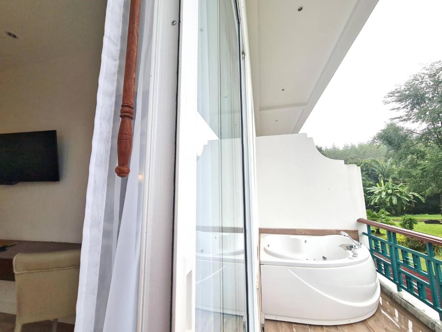 Katathong Golf Resort & Spa Панг Нга Екстериор снимка